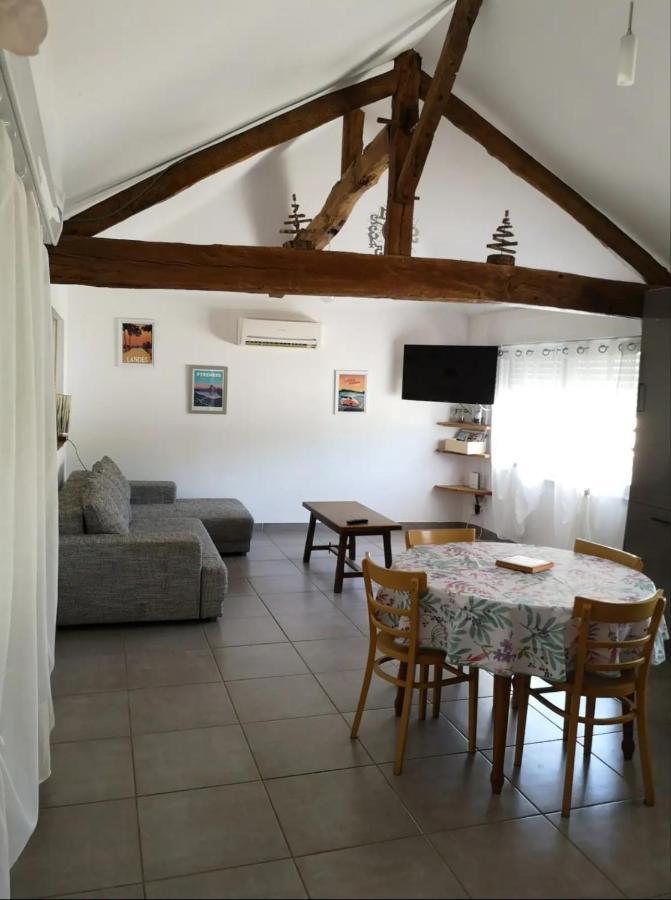 Maisonnette rénovée Lacrabe Exterior foto